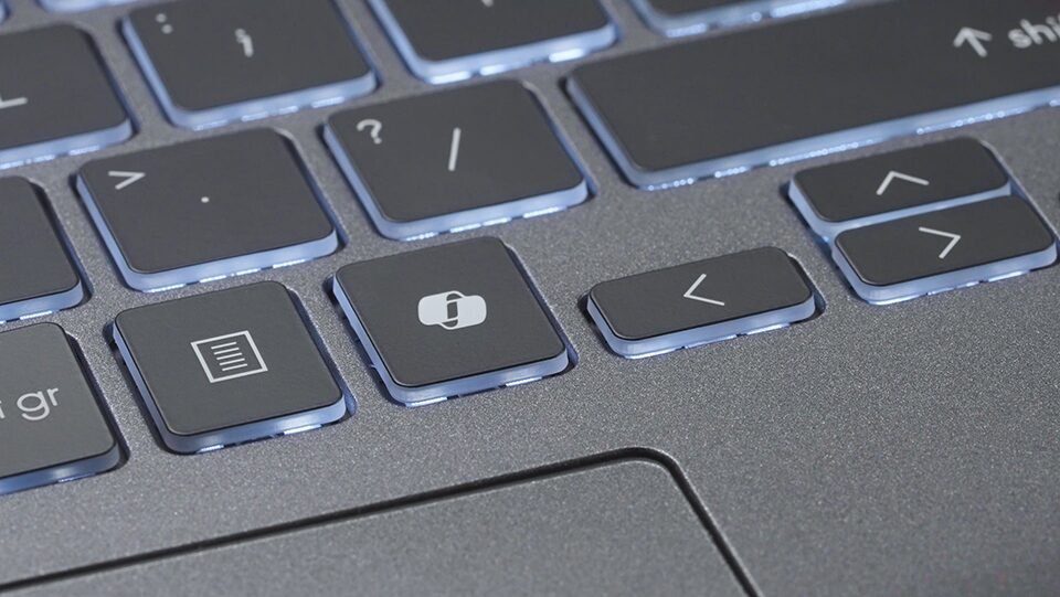 MSI Modern series with Copilot key MSI Modern series with Copilot key